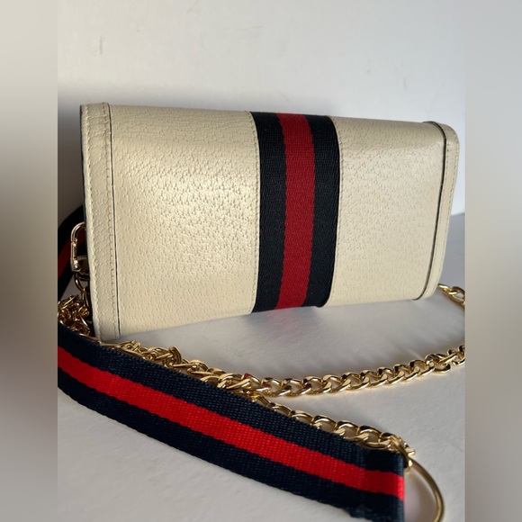 🌺Auth. Gucci crossbody wallet  WOC 🌺 - Picture 15 of 15